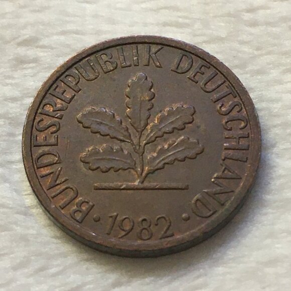 1982D West Germany 1 Pfennig Copper Plated Steel Coin - Picture 2 of 6